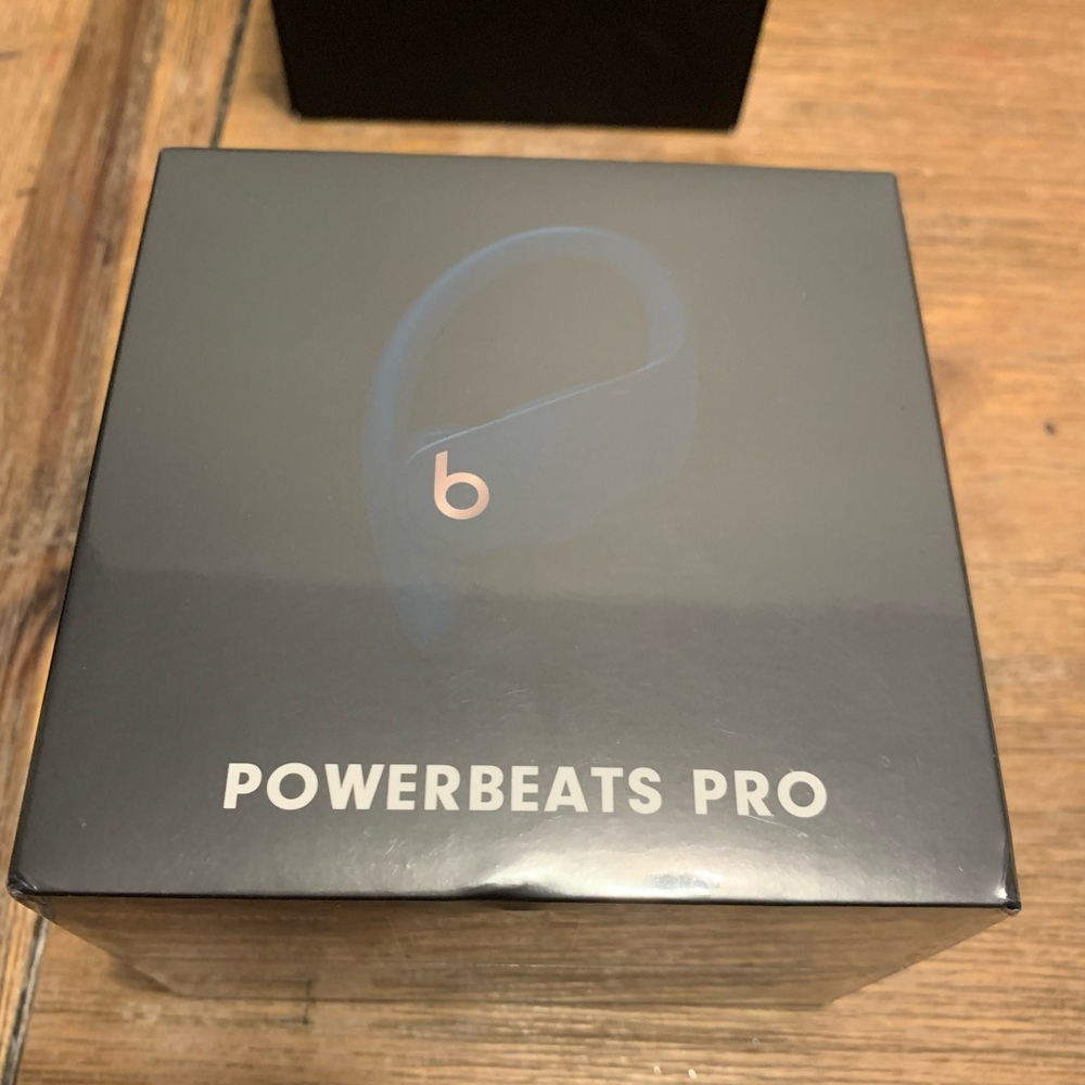 NIB Powerbeats Pro | Navy